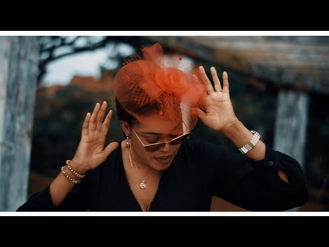 Music Audio : Lindsay – Hakuna